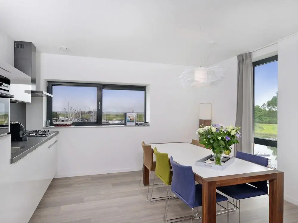 Contemporary Apartment in Kamperland near Lake
