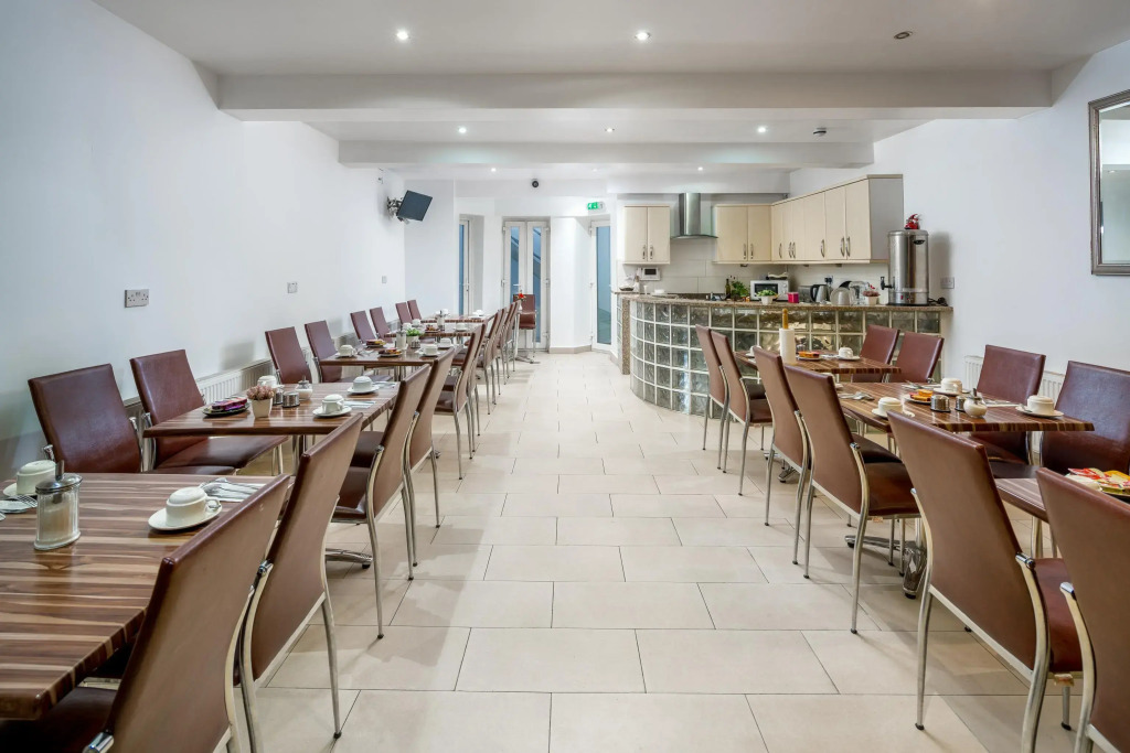 Abbey Hotel, London Shepherds Bush