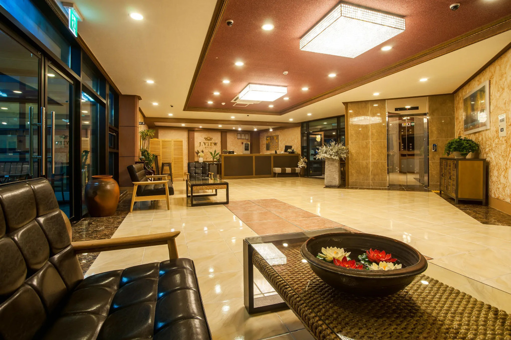 J View Hotel