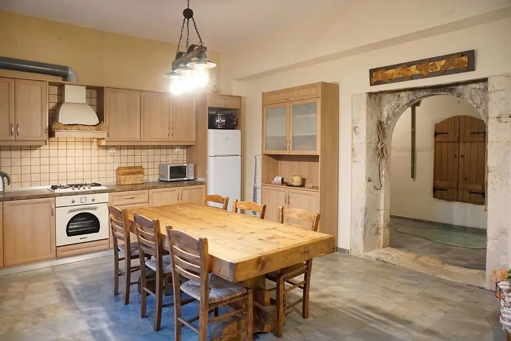 Delightful Country Mansion in ''Armeni''