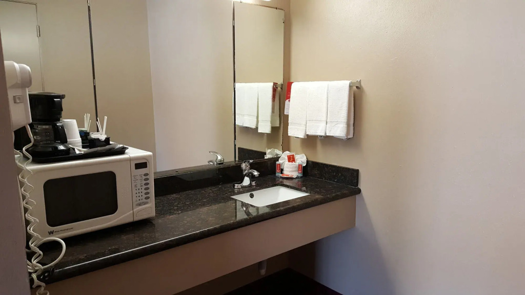 Quality Inn Bishop near Mammoth