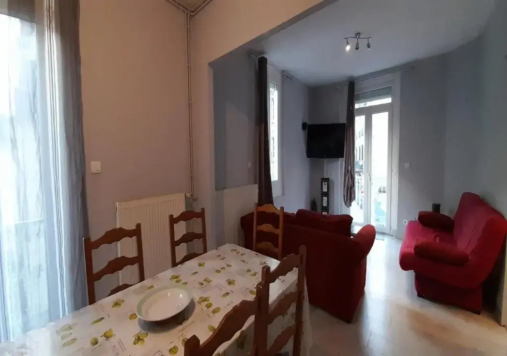 Meublé 2 chambres Wifi balcon 52m2 Centre La Bourboule