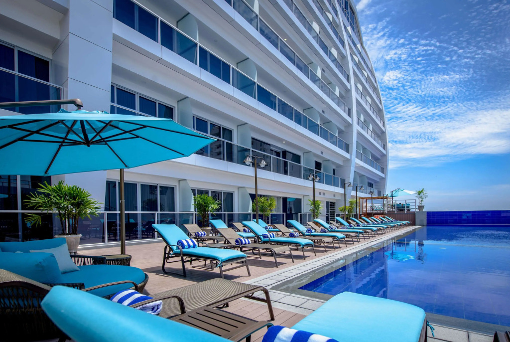 Wyndham Manta Sail Plaza Hotel and Convention Center