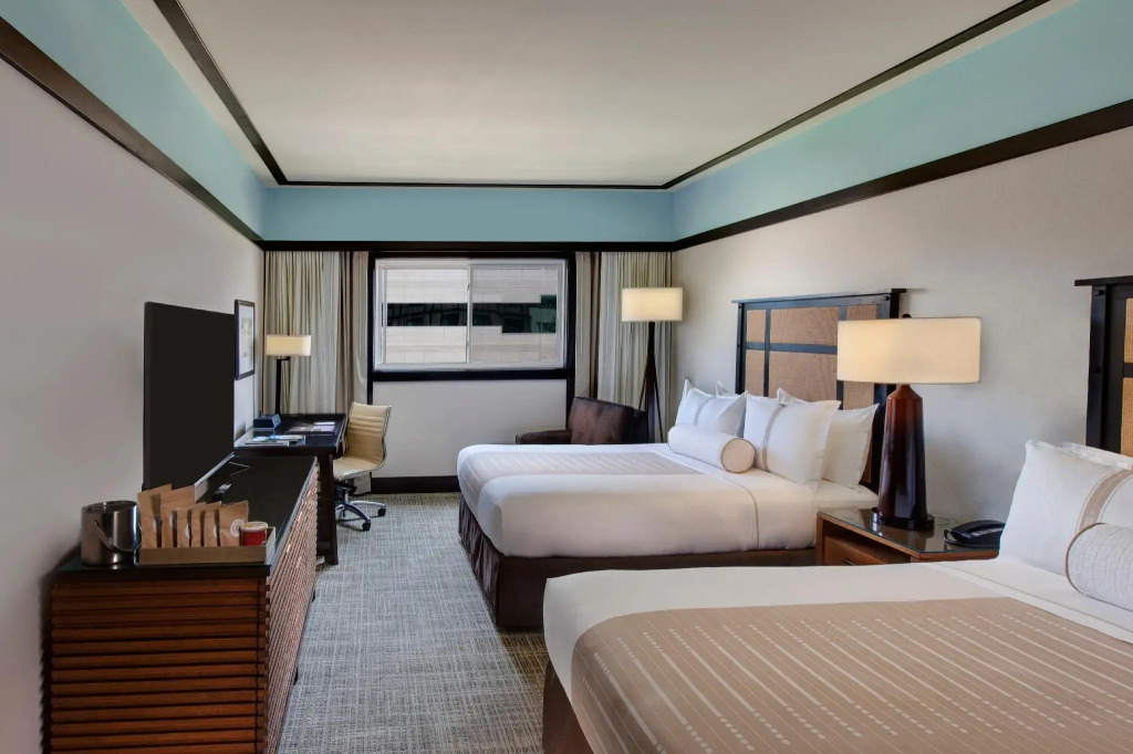 Ambrose Hotel