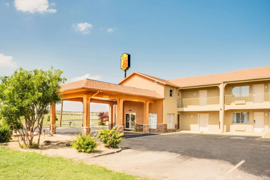 Super 8 By Wyndham Big Spring Tx