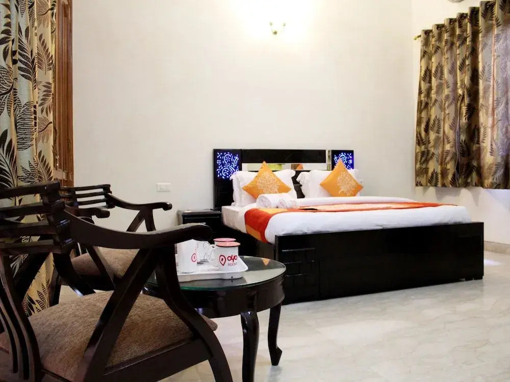OYO 1450 Hotel Ashray