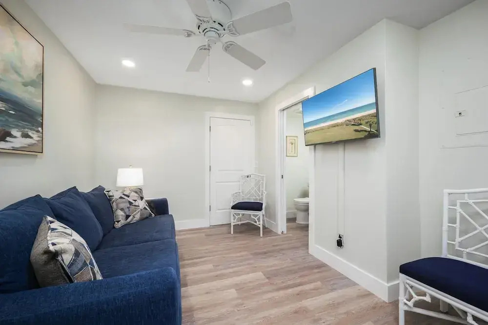 Spyglass 32 by Distinctive Beach Rentals