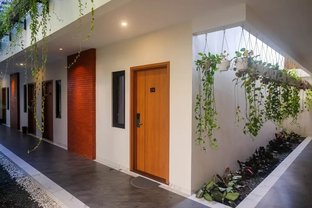 Urbanview Hotel Nardis Living near UMY