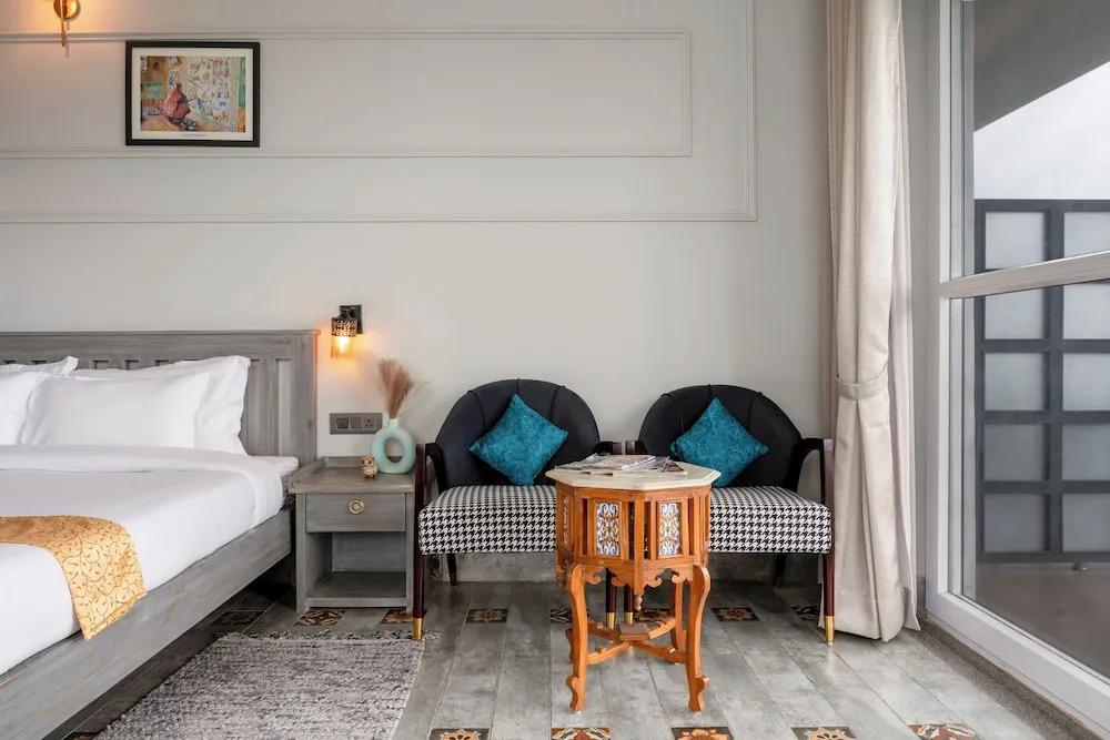 Yecha House - Mountain & Lake View Retreat, Bhimtal