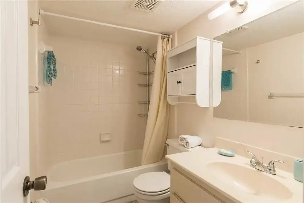 Starboard Light 1 - Two Bedroom Condo