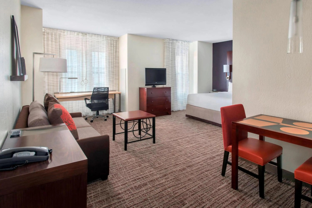 Residence Inn by Marriott Alexandria Old Town South at Carlyle