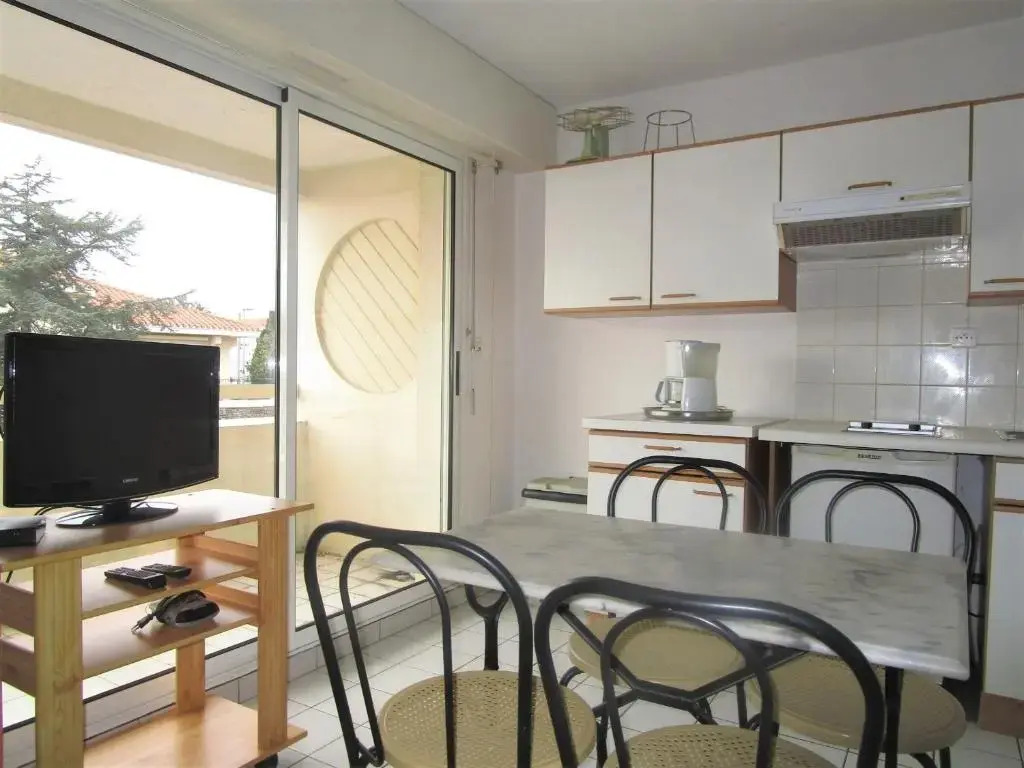 Appartement Les Sables-d'Olonne, 1 pièce, 2 personnes - FR-1-197-252
