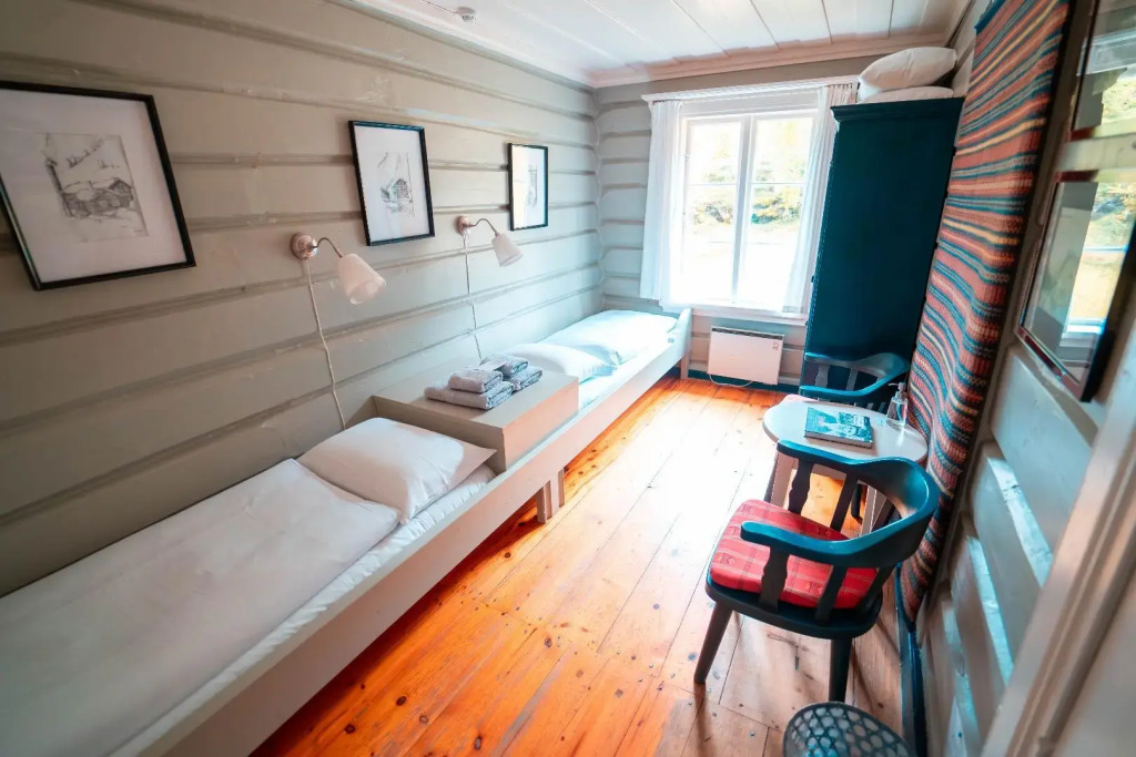 Røisheim Hotell og Skysstasjon