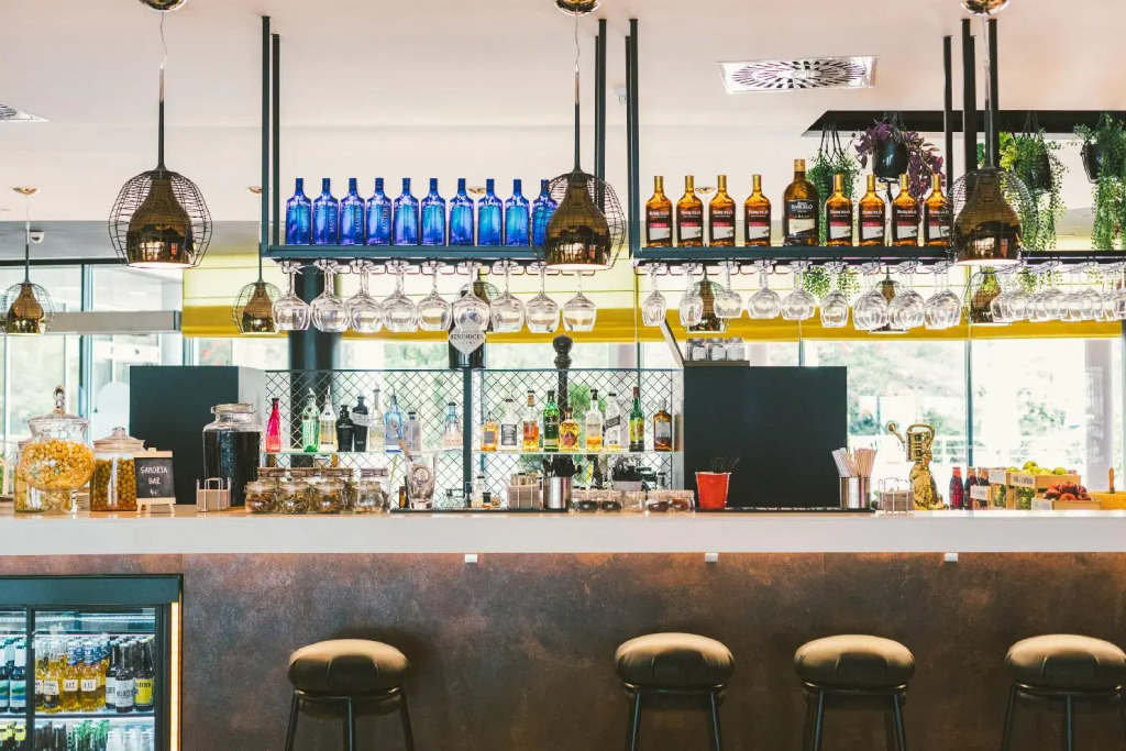 Отель Novotel Barcelona Cornella