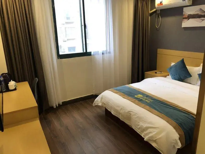 Shell Shanghai Songjiang District Xinqiao Town Xinqiao Hotel