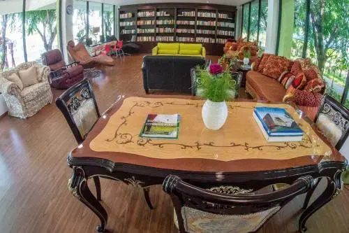 Orchard Wellness Safari Suites