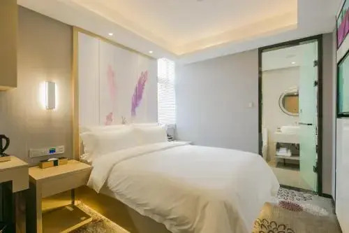 Lavande Hotel Wuhan Wusheng Road
