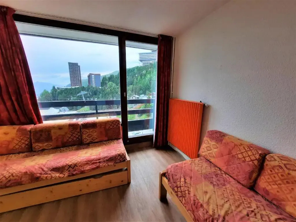 Appartement Les Menuires, 1 pièce, 2 personnes - FR-1-452-216