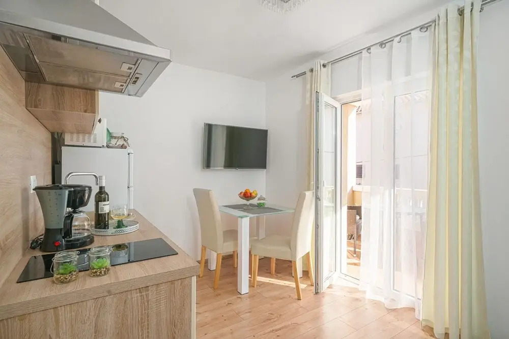 "apartment With 2 Bedrooms for 2 Guests"