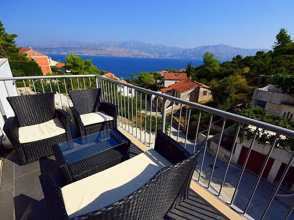 Lozna Residence 32551