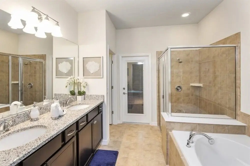 8812wws 8 Bedroom Home