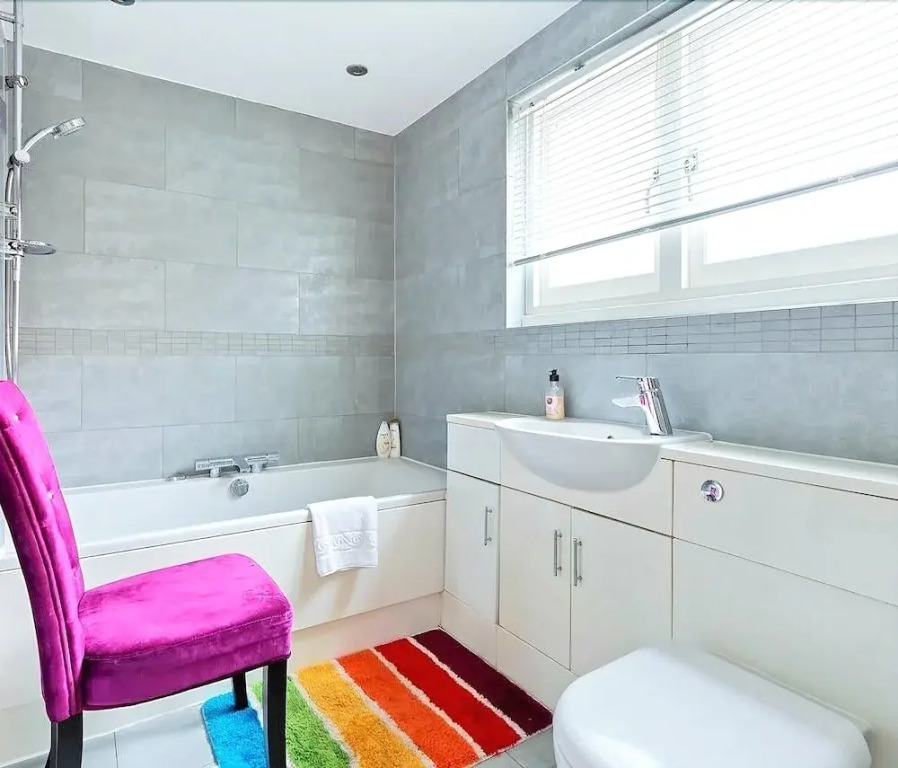 BG Private Townhouse 2 Bed 2 Bath
