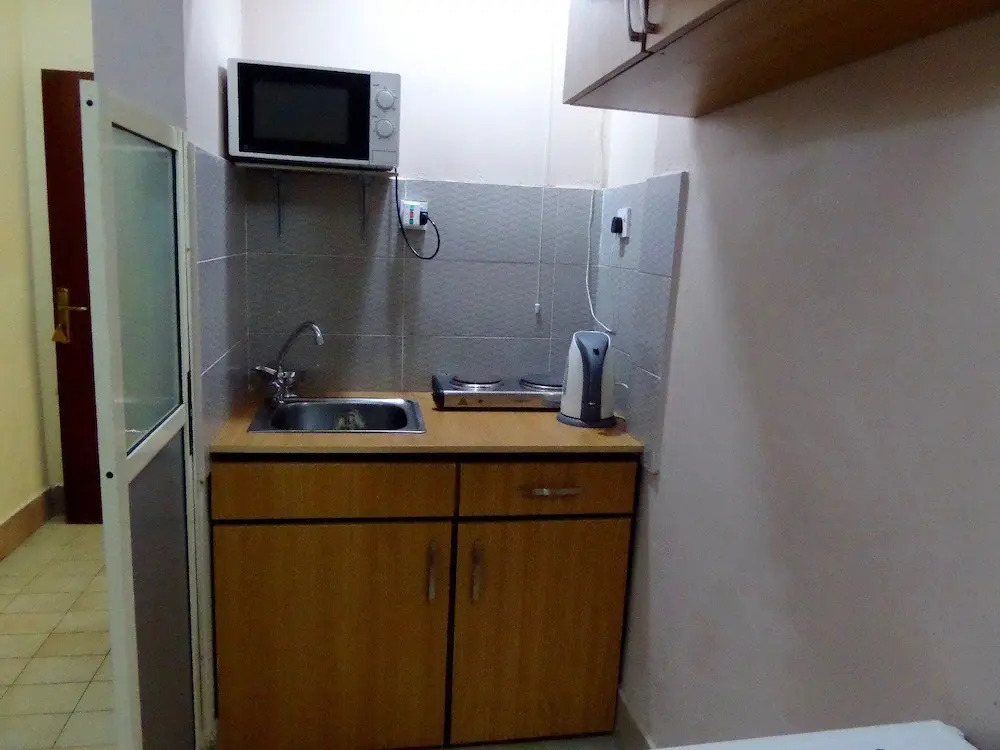 Deen Apartment Services