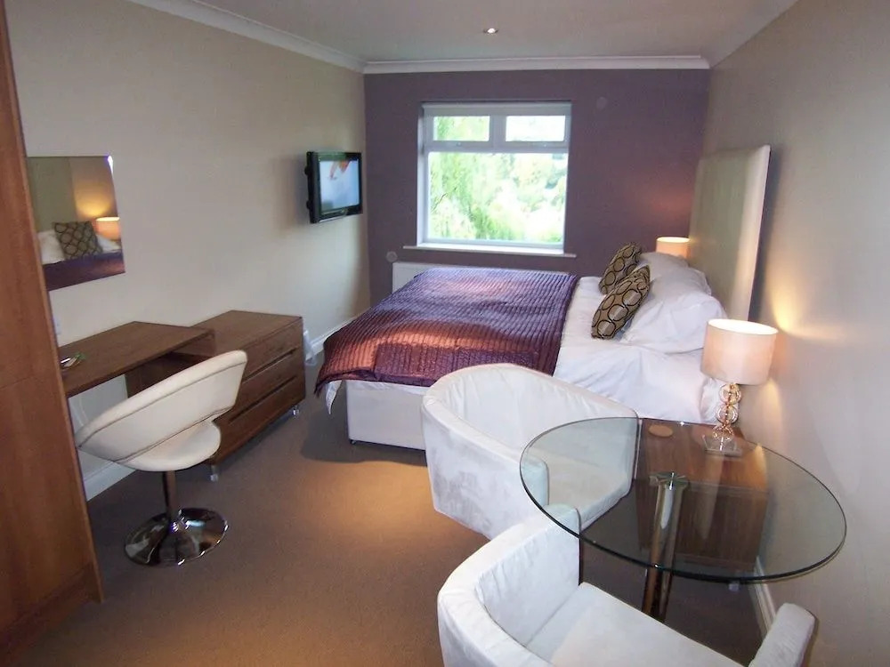 Bagshaw Lodge