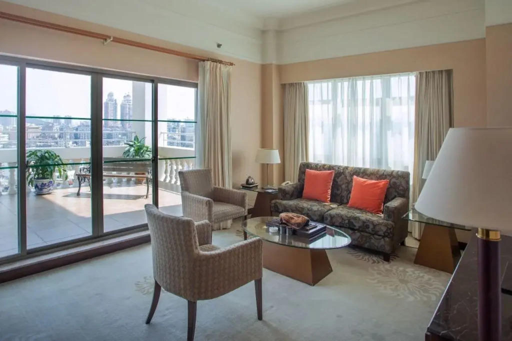 Rong Qiao Hotel