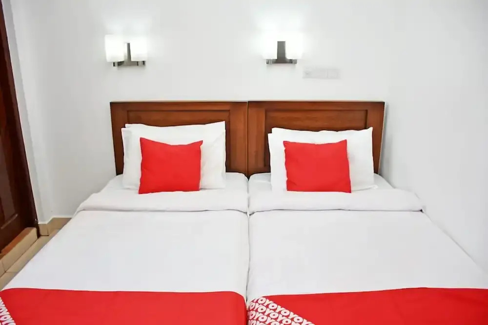 OYO 537 Royal Bungalow