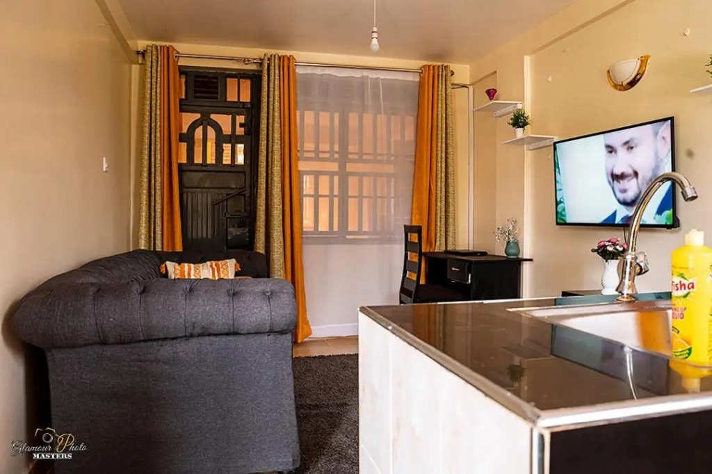 Stylish 1Br Apartment In Kisumu: Fast Wi-Fi, Netflix, Secure Parking