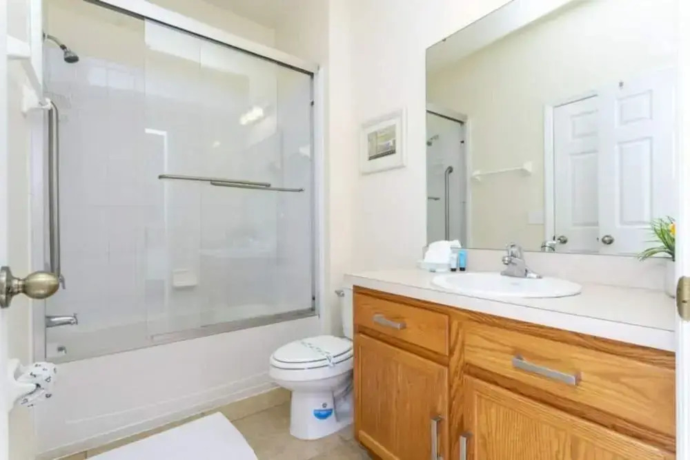 4572 Perfect home for your family close to all parks