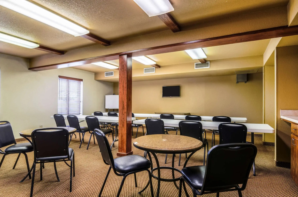 Quality Inn & Suites Winfield