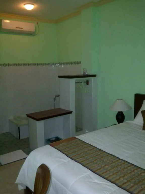 Ayodya Guest House