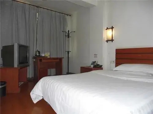 Junjia Bayisi Hotel