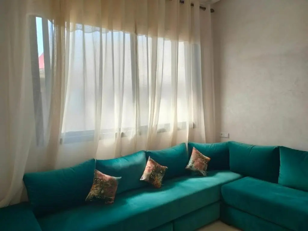 Laura Residence