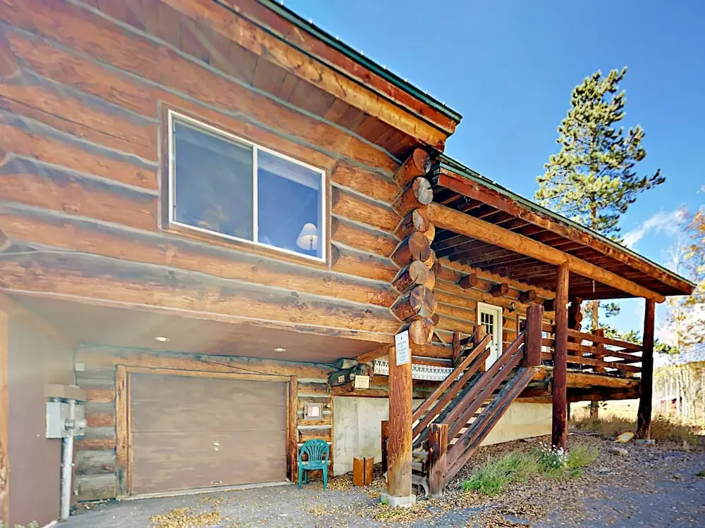 Wildernest Home 6 Bedrooms 3.5 Bathrooms Home