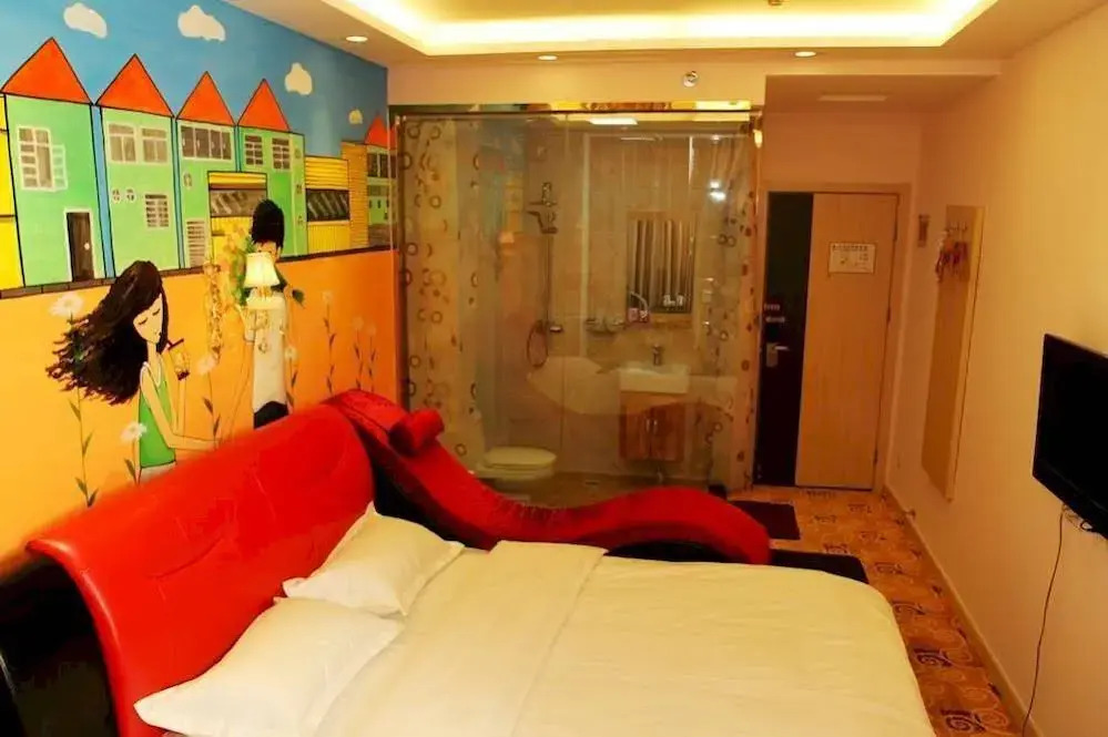 Super 8 Hotel Jinan Railway Station Square