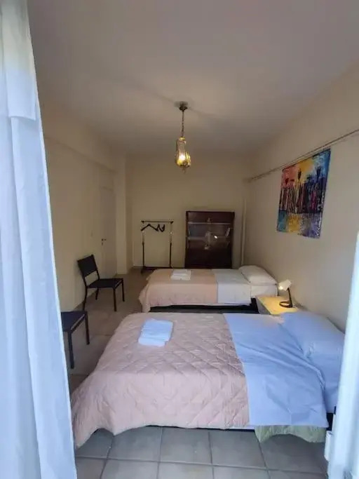 Kostas'House2