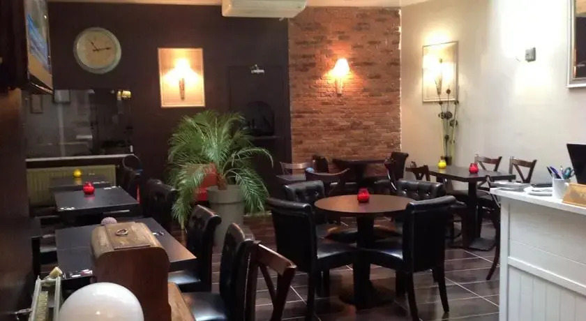 Hotel Alexandra