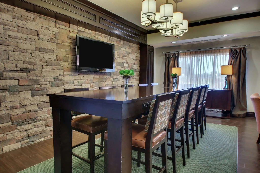 Hampton Inn Vernon