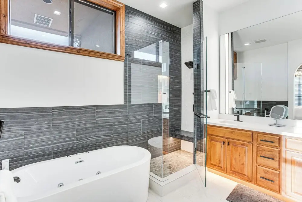 Mountain-view Condo in the Heart of Edwards!