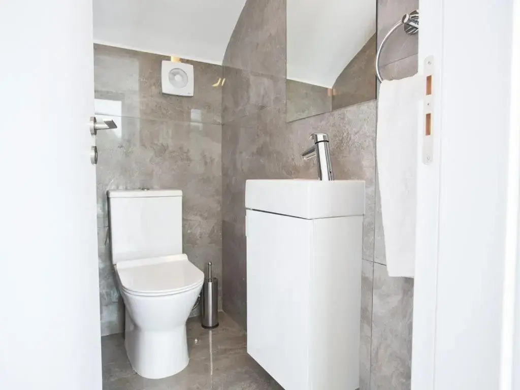 Villa Olive Bronze, Luxurious 2Bdr With Pool, Close To Protaras Strip And Beach