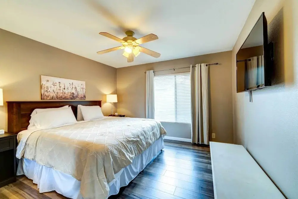 Pool + Hot Tub: Home Near Peoria Sports Complex