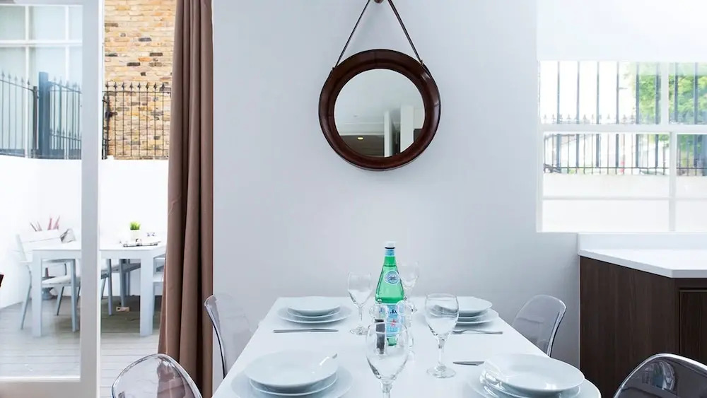 Lovely 2BR flat in West London