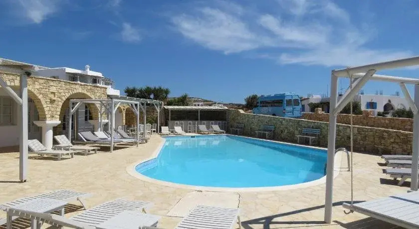 Paradise Hotel