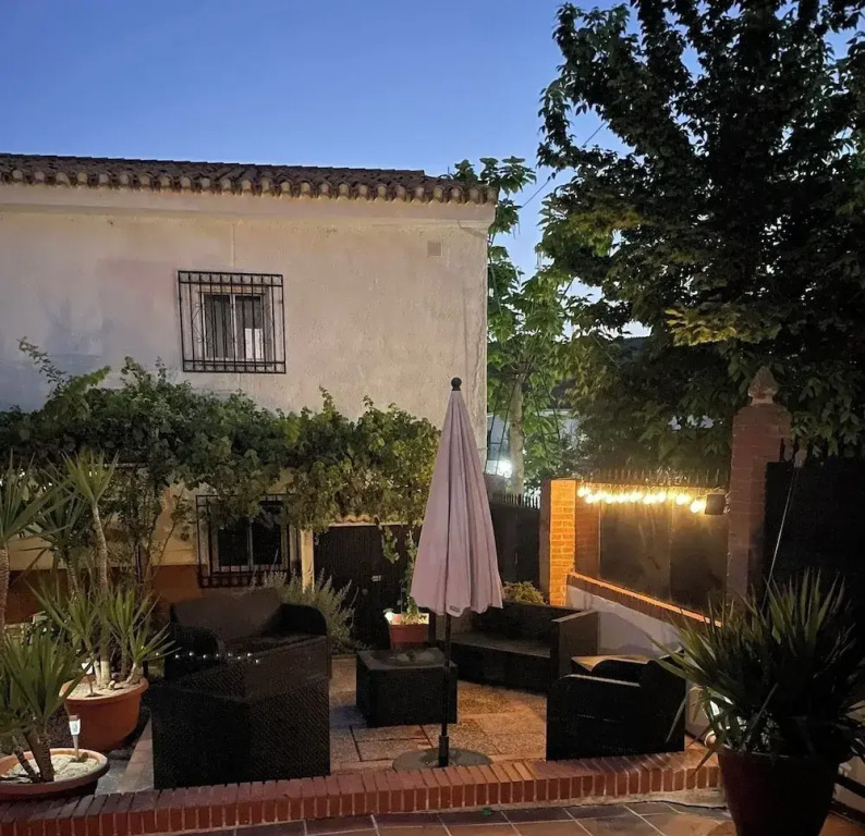 Lovely 10-Bed Villa with Private Pool & Garden
