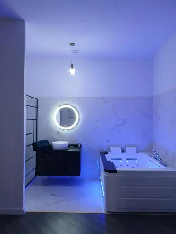Suite Miro Charme Et Volupte (Adults Only)