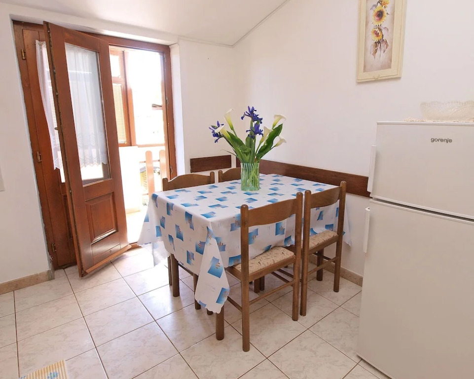 Apartment 50