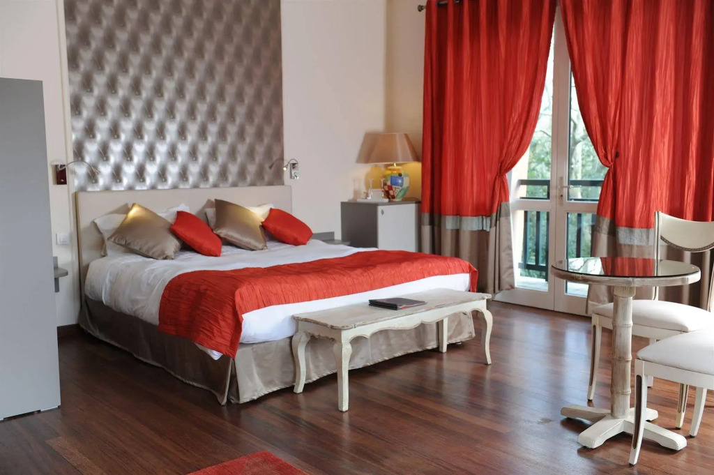Les Frères Ibarboure - Hôtel 4 étoiles, Spa extérieur sensoriel et Restaurant étoilé à Bidart